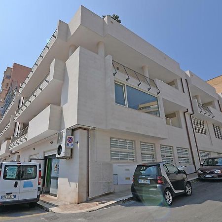 Casa Roberta Bed & Breakfast Monopoli Exterior photo