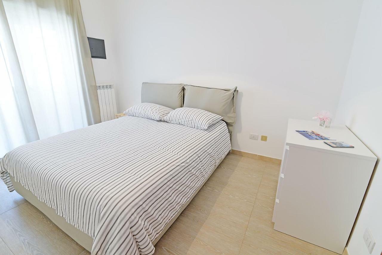 Casa Roberta Bed & Breakfast Monopoli Exterior photo