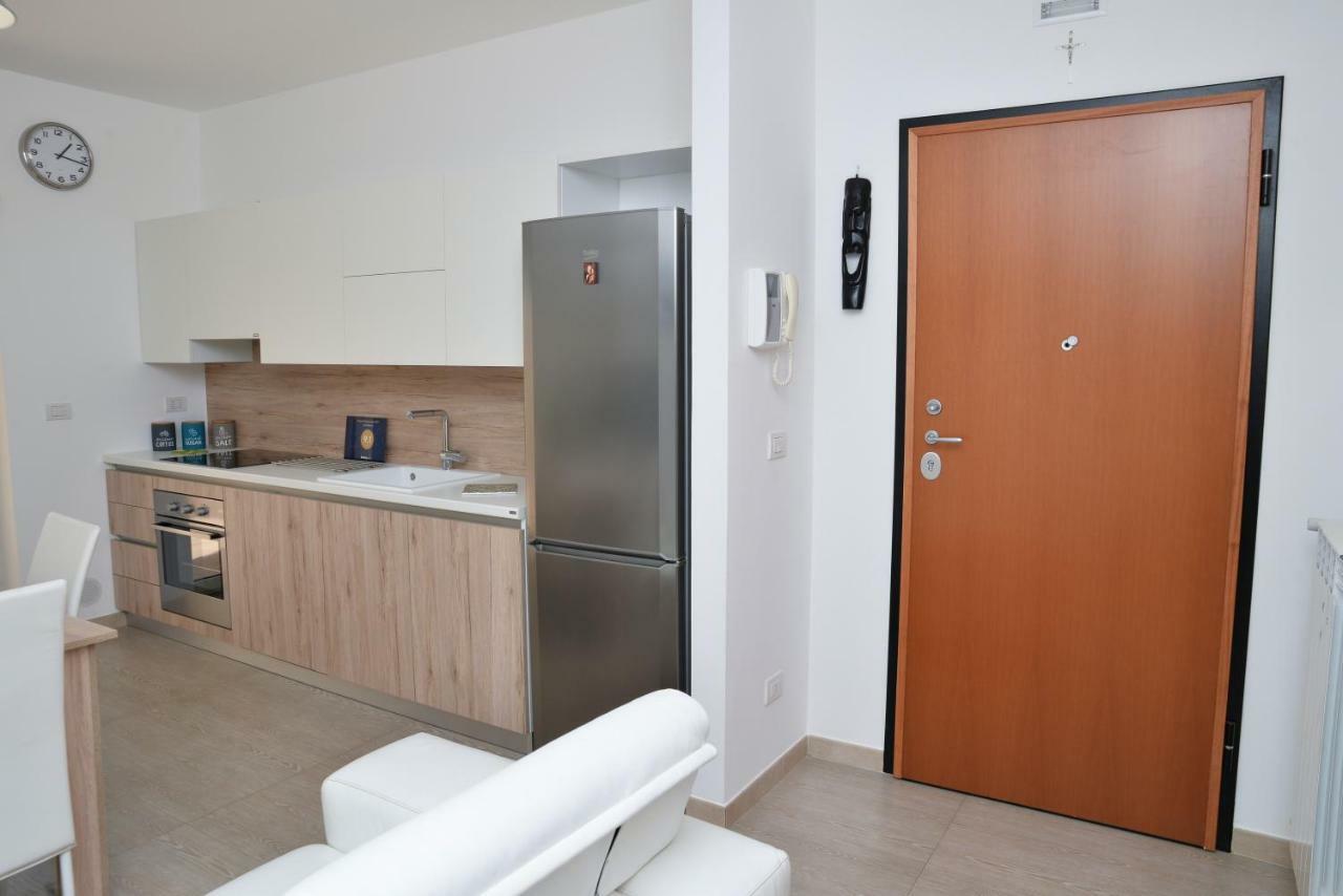 Casa Roberta Bed & Breakfast Monopoli Exterior photo
