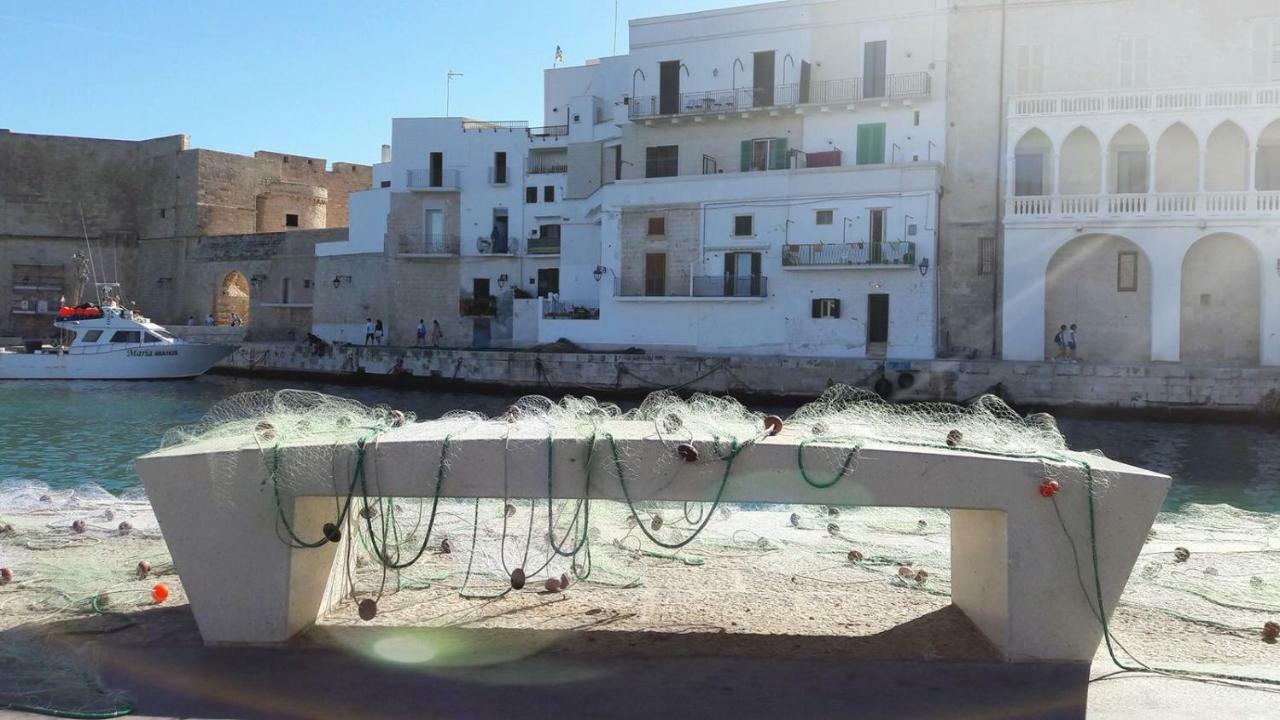 Casa Roberta Bed & Breakfast Monopoli Exterior photo